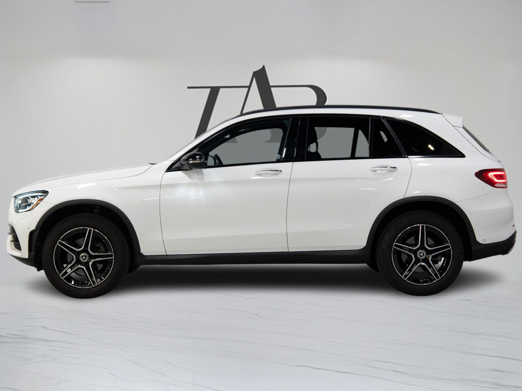 2022 Mercedes-Benz GLC 300 4MATIC, Toronto, Cash