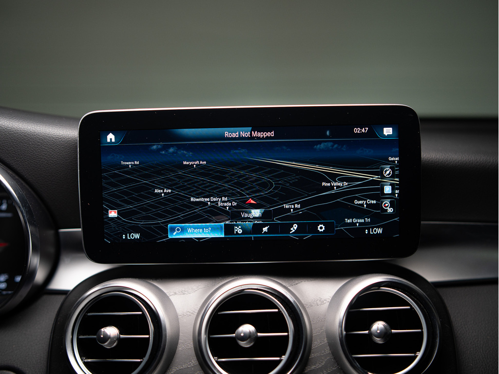 2022 Mercedes-Benz GLC 300 4MATIC, Toronto, Cash