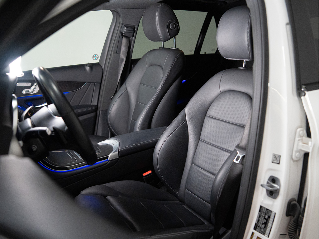 2022 Mercedes-Benz GLC 300 4MATIC, Toronto, Cash