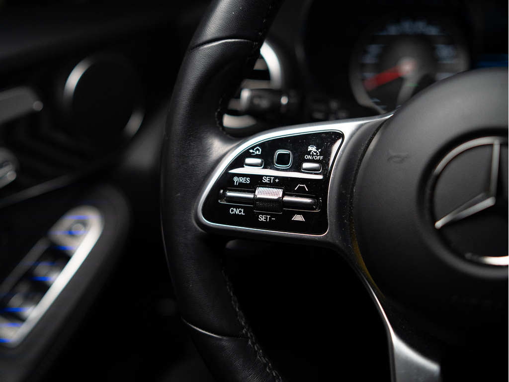 2022 Mercedes-Benz GLC 300 4MATIC, Toronto, Cash