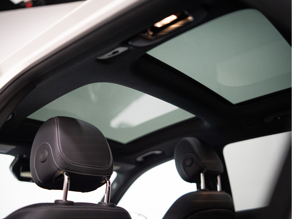 2022 Mercedes-Benz GLC 300 4MATIC, Toronto, Cash