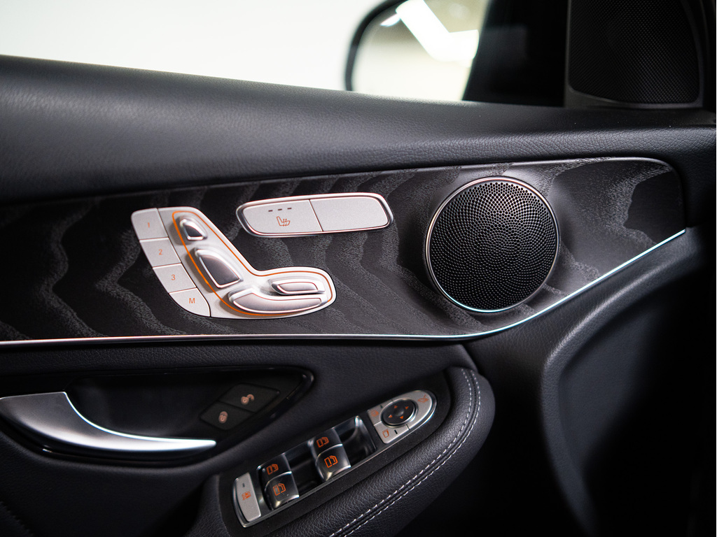 2022 Mercedes-Benz GLC 300 4MATIC, Toronto, Cash