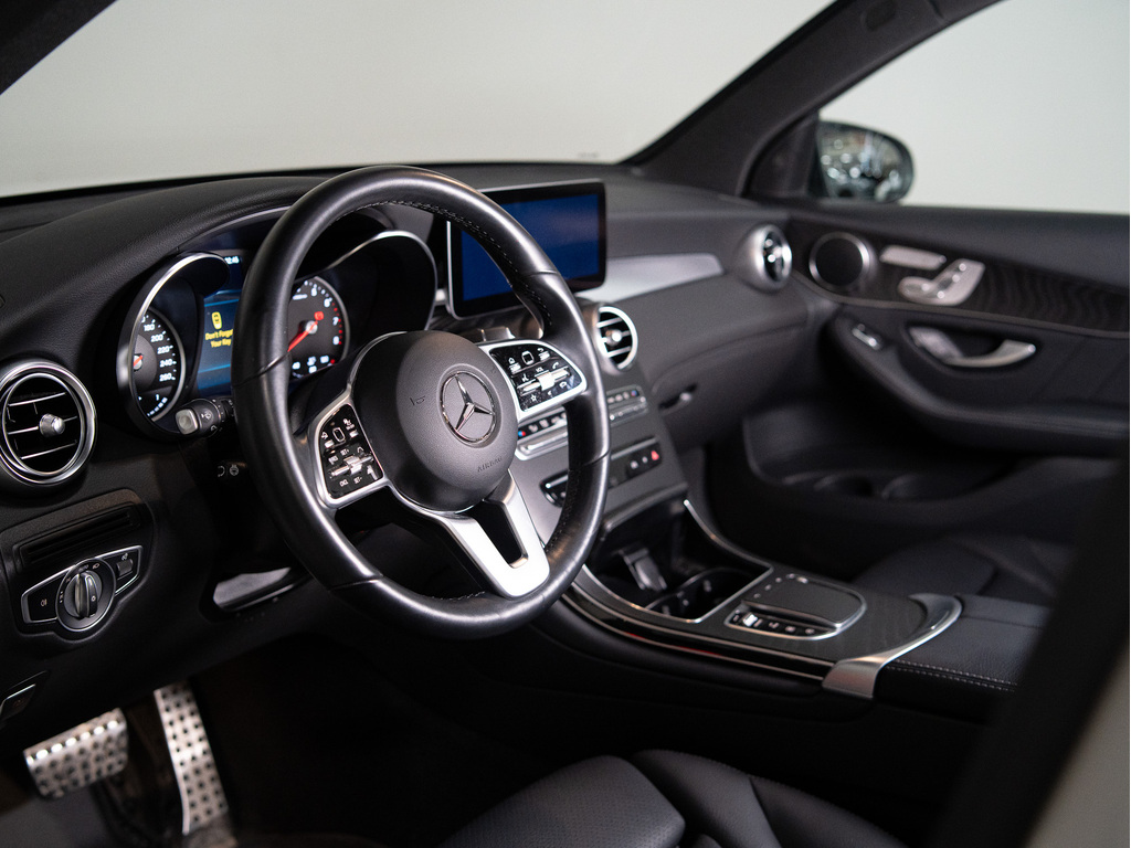 2022 Mercedes-Benz GLC 300 4MATIC, Toronto, Cash