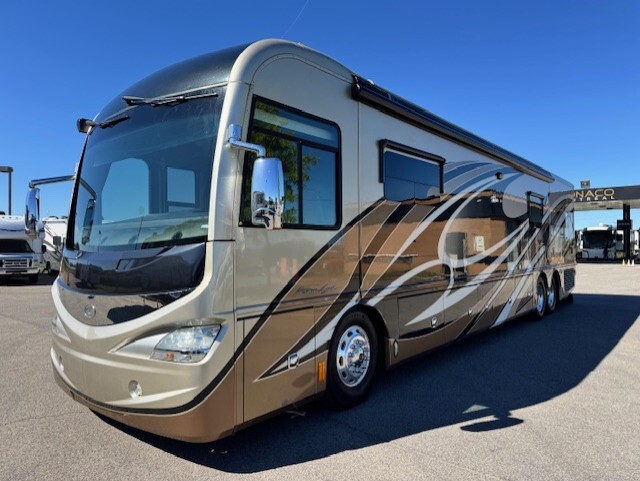 2015 American Coach REVOLUTION 42T