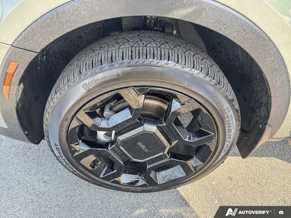 used 2025 Kia Sorento car, priced at $45,979