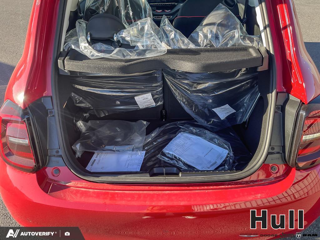 2025 Fiat 500e BEV RED, Toronto, Cash