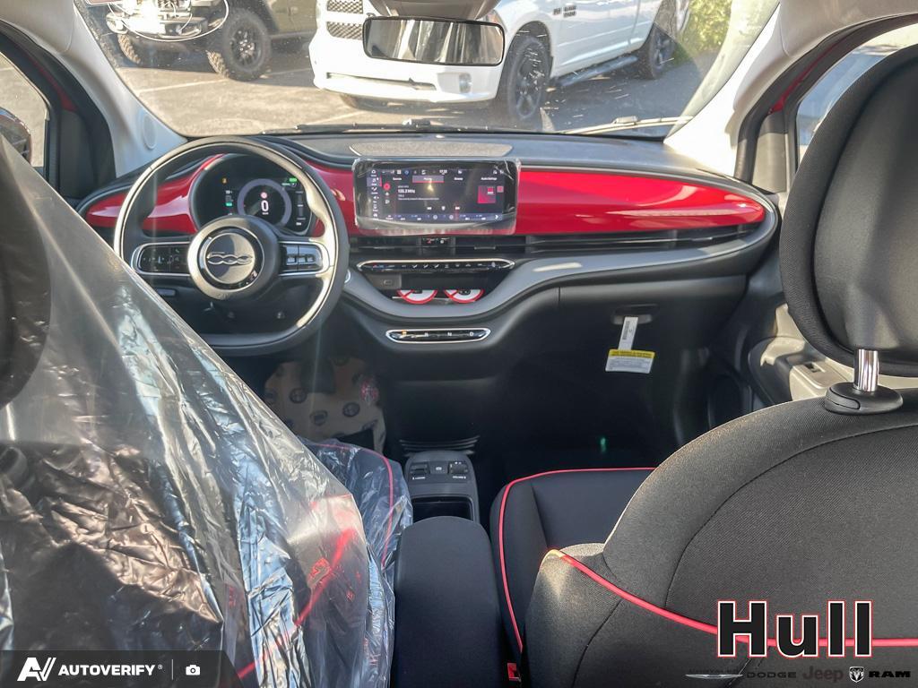 2025 Fiat 500e BEV RED, Toronto, Cash