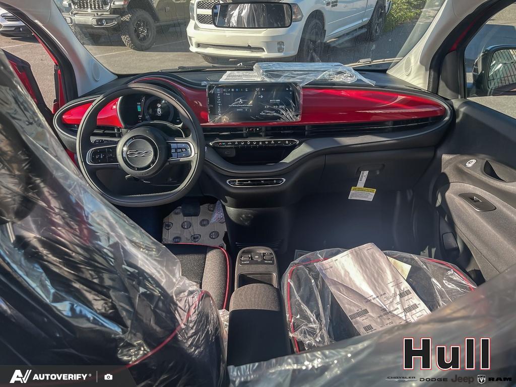 2025 Fiat 500e BEV RED, Toronto, Cash