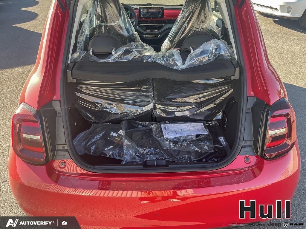 2025 Fiat 500e BEV RED, Toronto, Cash