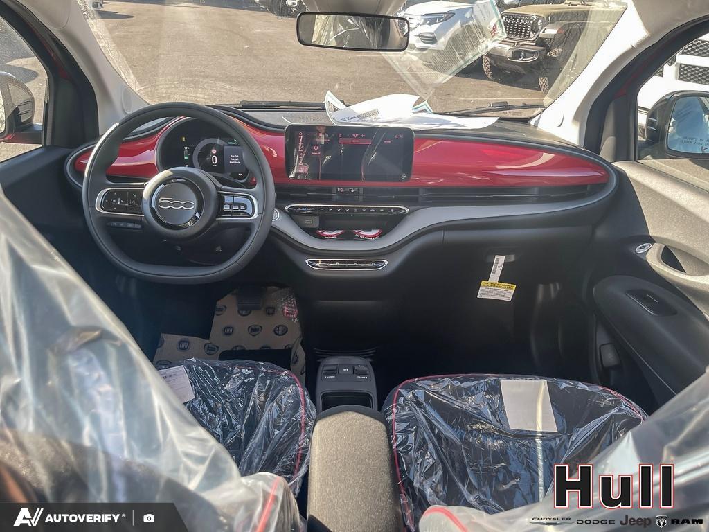 2025 Fiat 500e BEV RED, Toronto, Cash