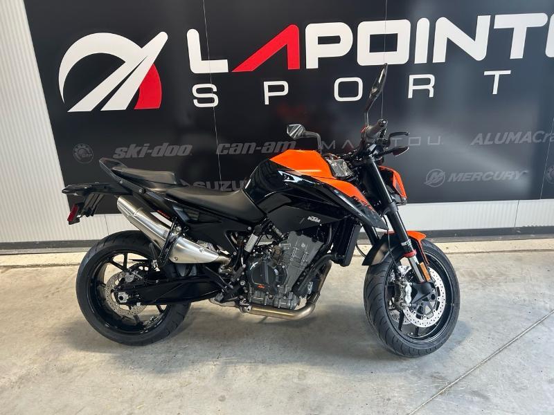 2022 KTM DUKE 890