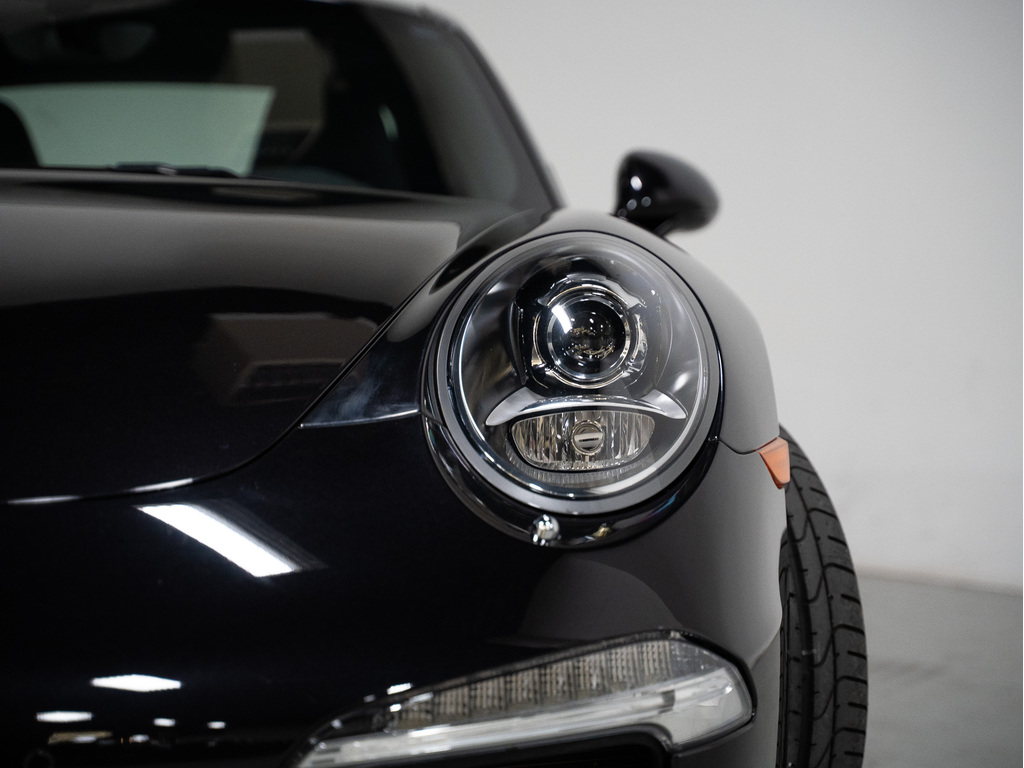 2014 Porsche 911 Carrera 4S, Toronto, Cash