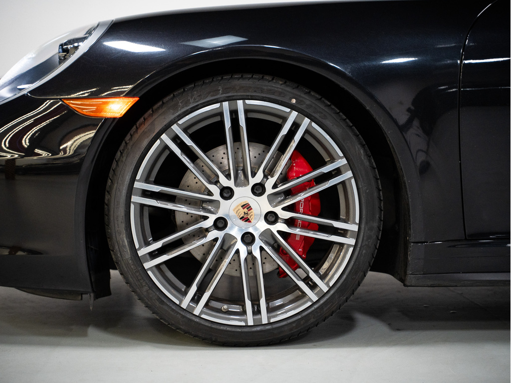 2014 Porsche 911 Carrera 4S, Toronto, Cash