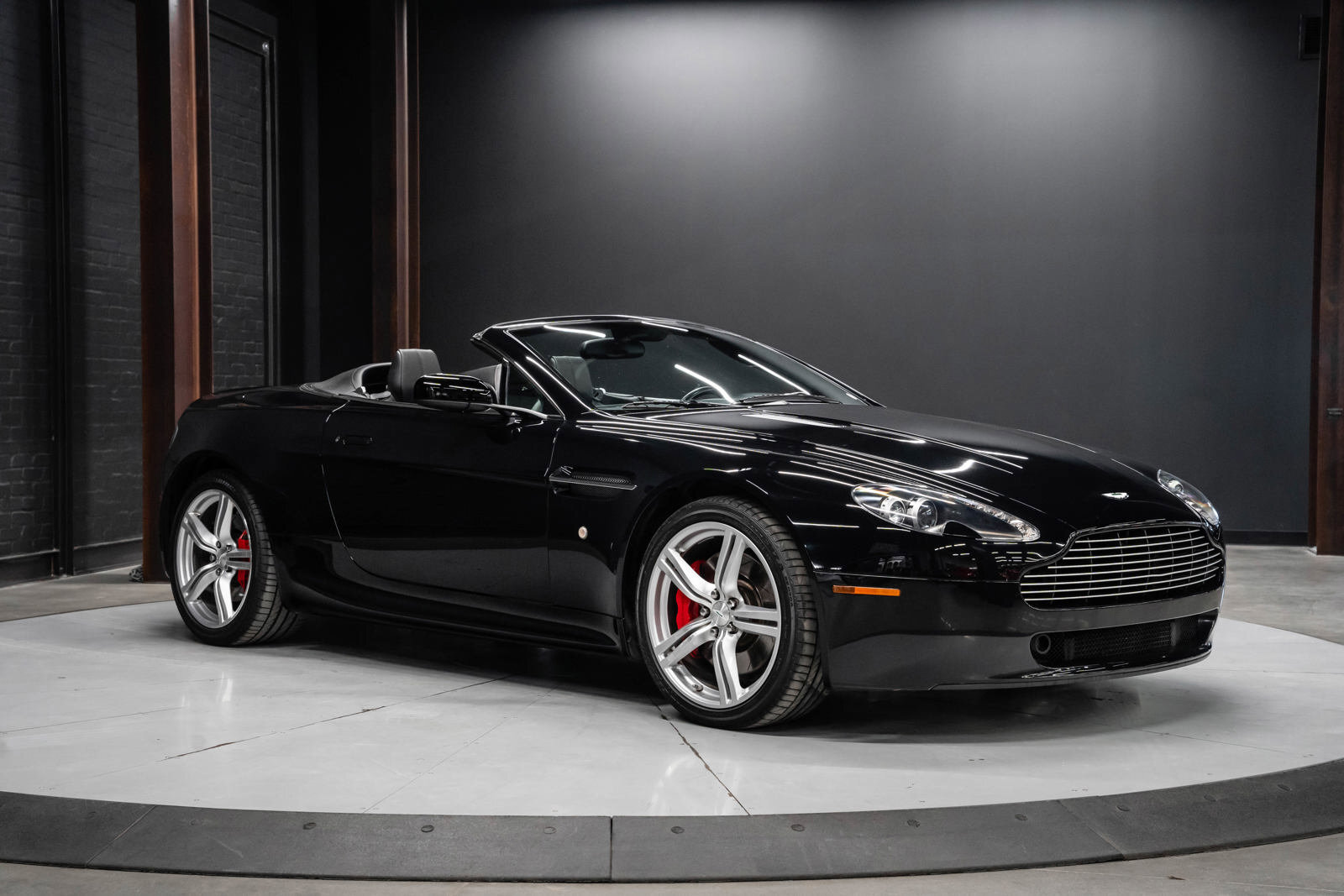 2008 Aston Martin Vantage