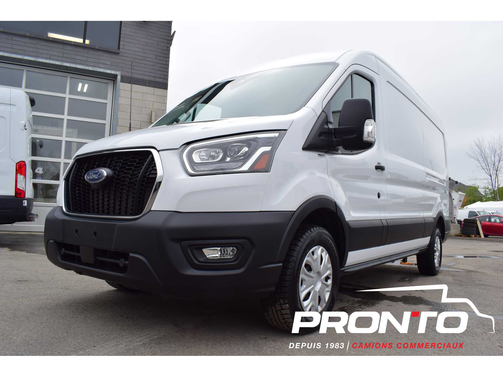 2023 Ford Transit Cargo Van