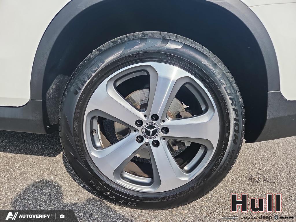 2022 Mercedes-Benz GLC 300 4MATIC, Toronto, Cash