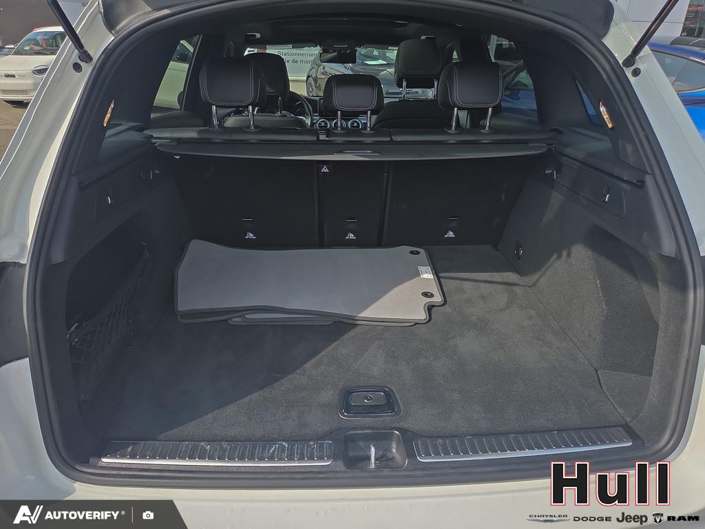 2022 Mercedes-Benz GLC 300 4MATIC, Toronto, Cash