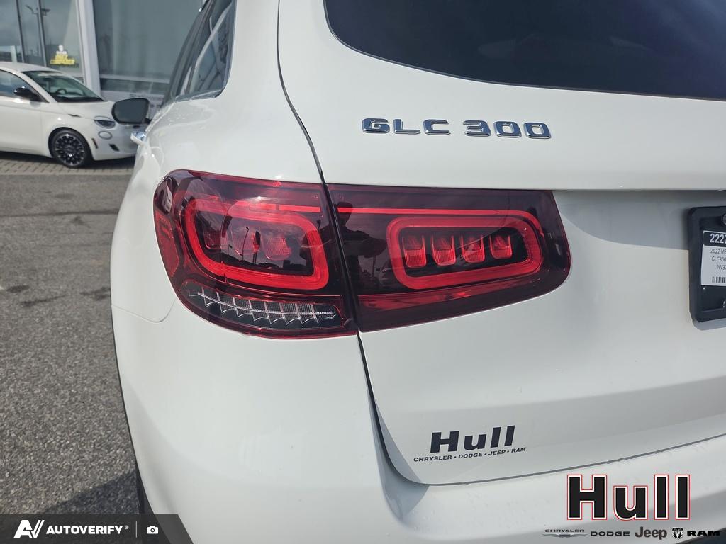 2022 Mercedes-Benz GLC 300 4MATIC, Toronto, Cash