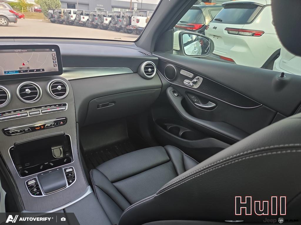 2022 Mercedes-Benz GLC 300 4MATIC, Toronto, Cash