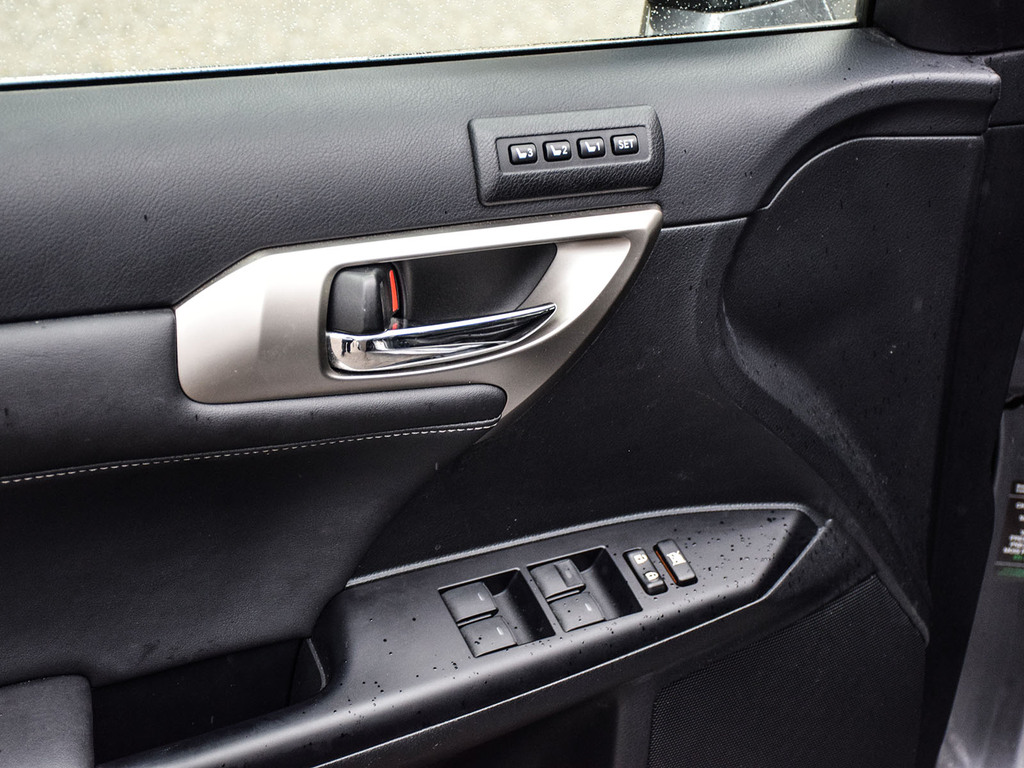 2015 Lexus CT 200h Hybrid, Toronto, Cash