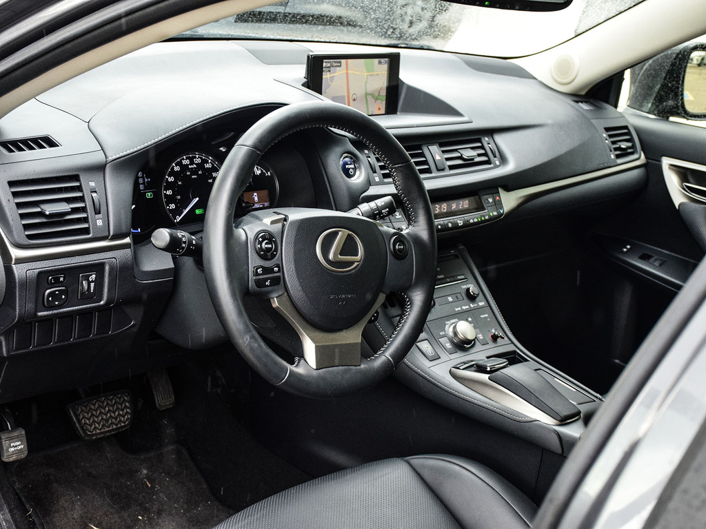 2015 Lexus CT 200h Hybrid, Toronto, Cash