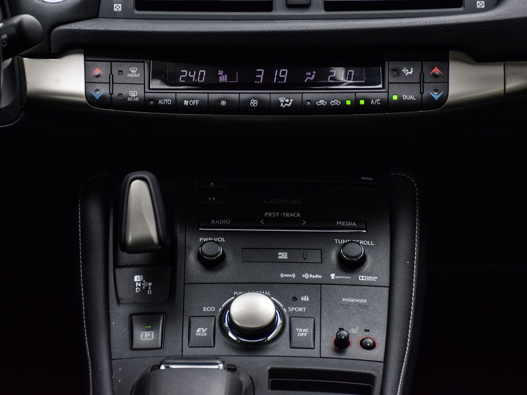 2015 Lexus CT 200h Hybrid, Toronto, Cash