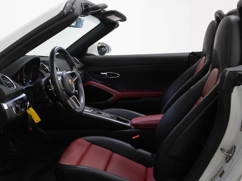 2019 Porsche 718 Boxster ROADSTER   SOFT TOP   RED INTERIOR   LOW KM, Toronto, Cash