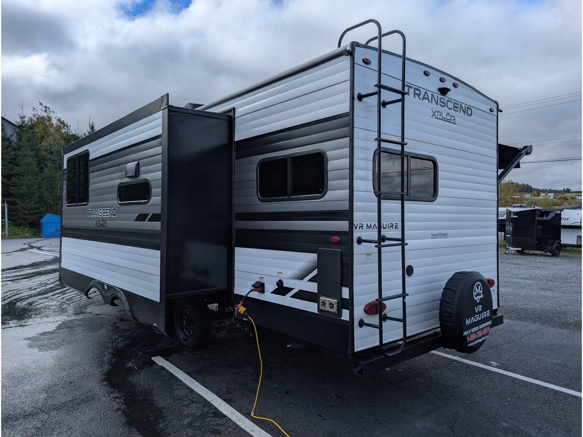 2023 Grand Design TRANSCEND 240ML