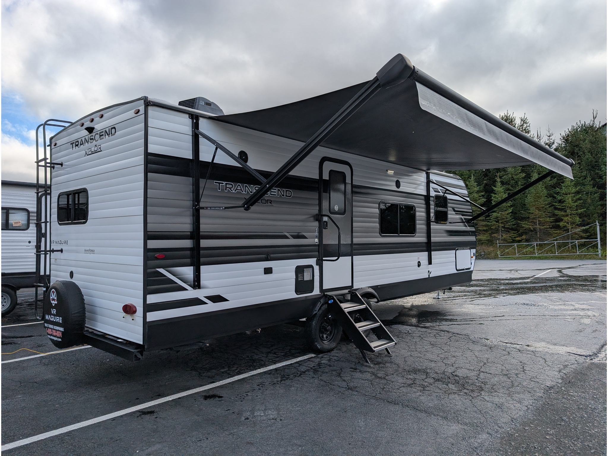 2023 Grand Design TRANSCEND 240ML