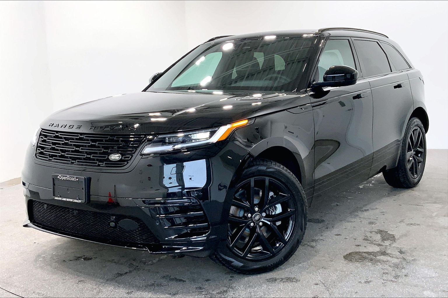2025 Land Rover Range Rover Velar P340 Dynamic SE