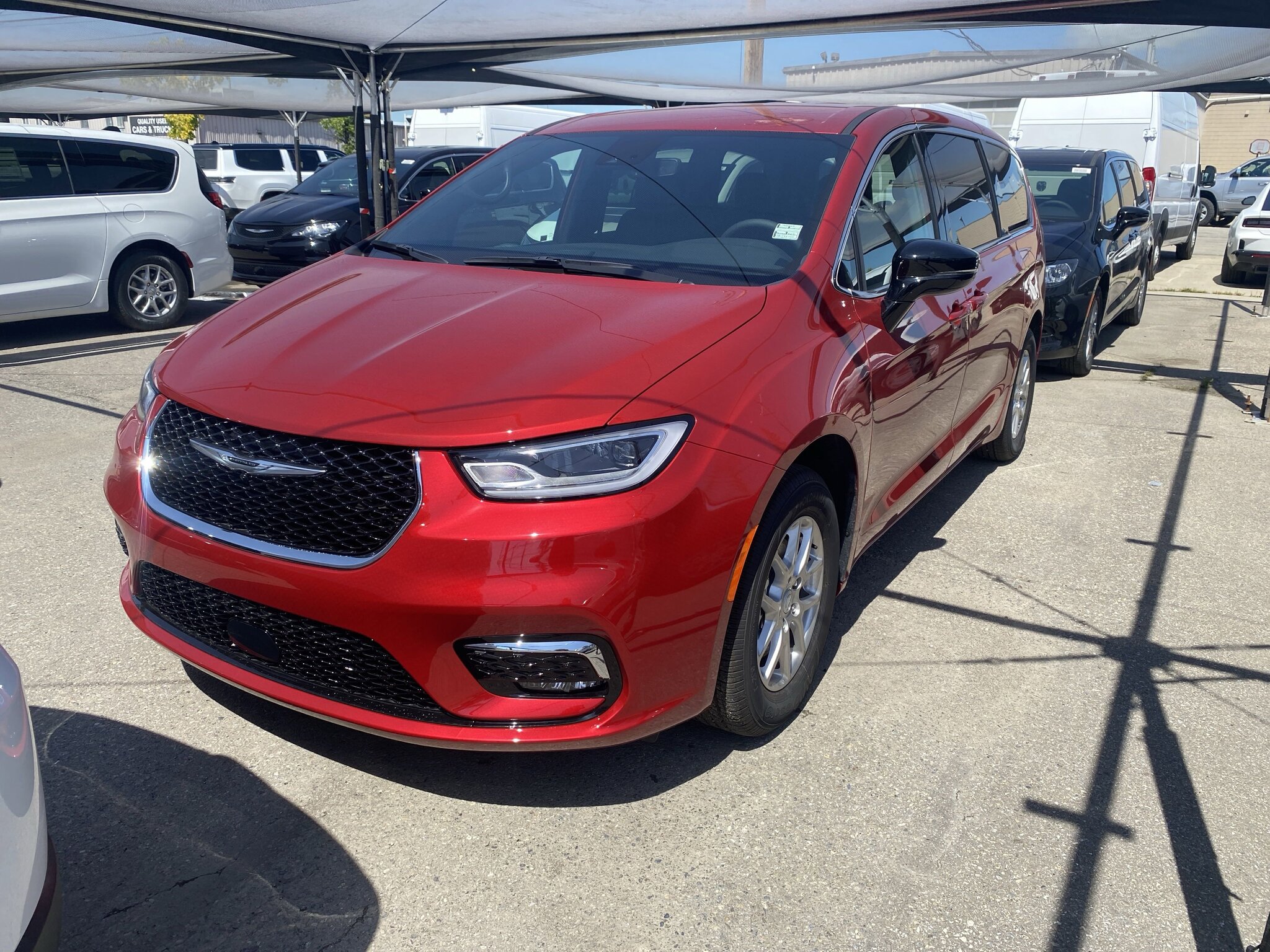 2025 Chrysler Pacifica