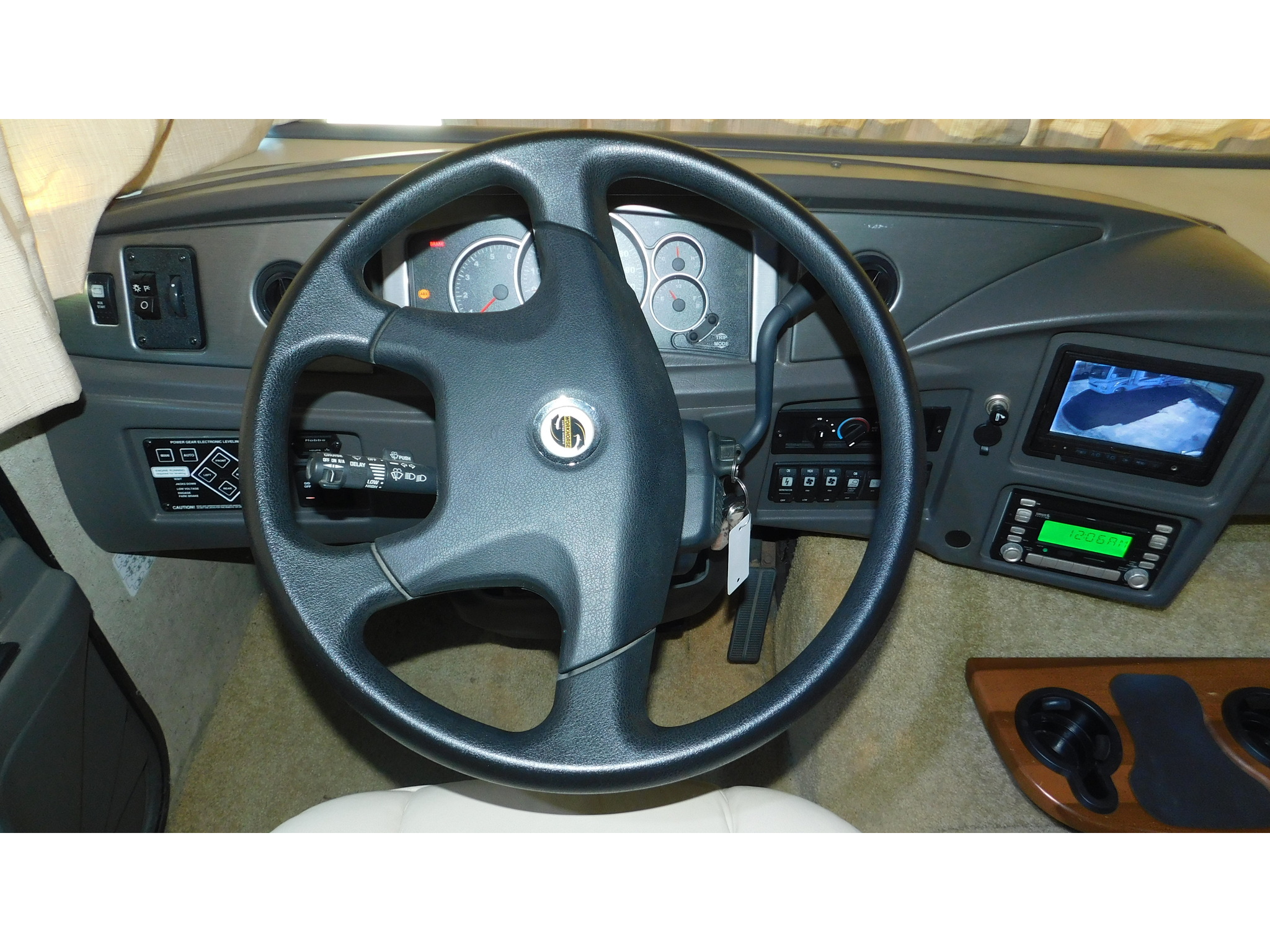 2011 Fleetwood Pace Arrow