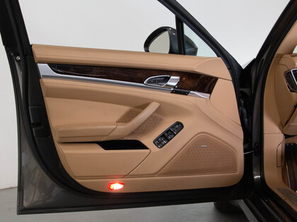used 2014 Porsche Panamera car, priced at $31,900