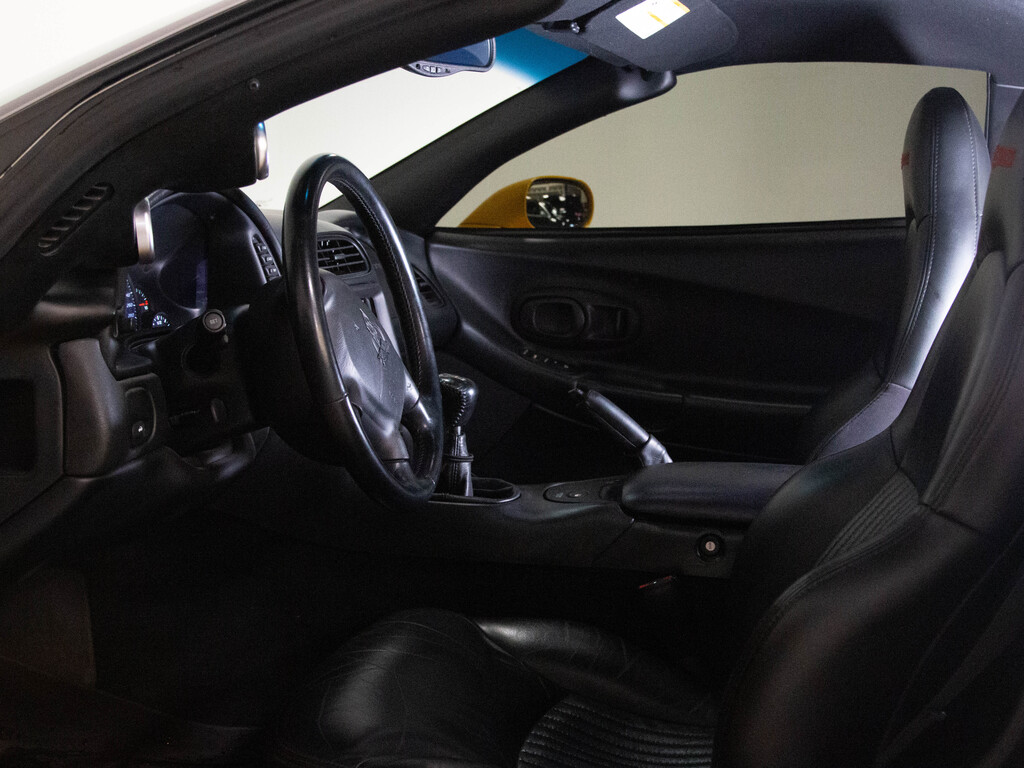 2001 Chevrolet Corvette Z06 Hardtop, Toronto, Cash
