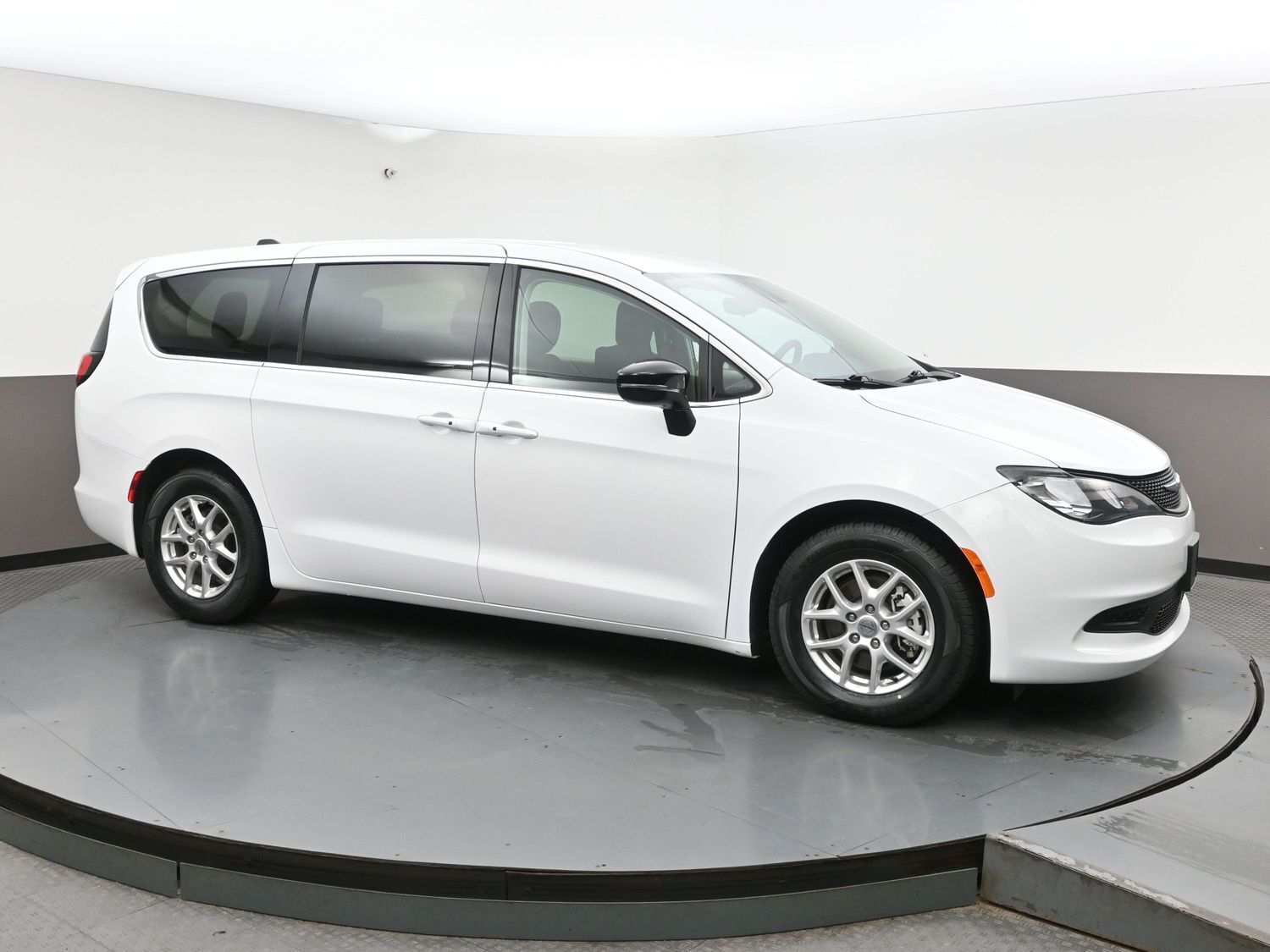 2024 Chrysler Grand Caravan