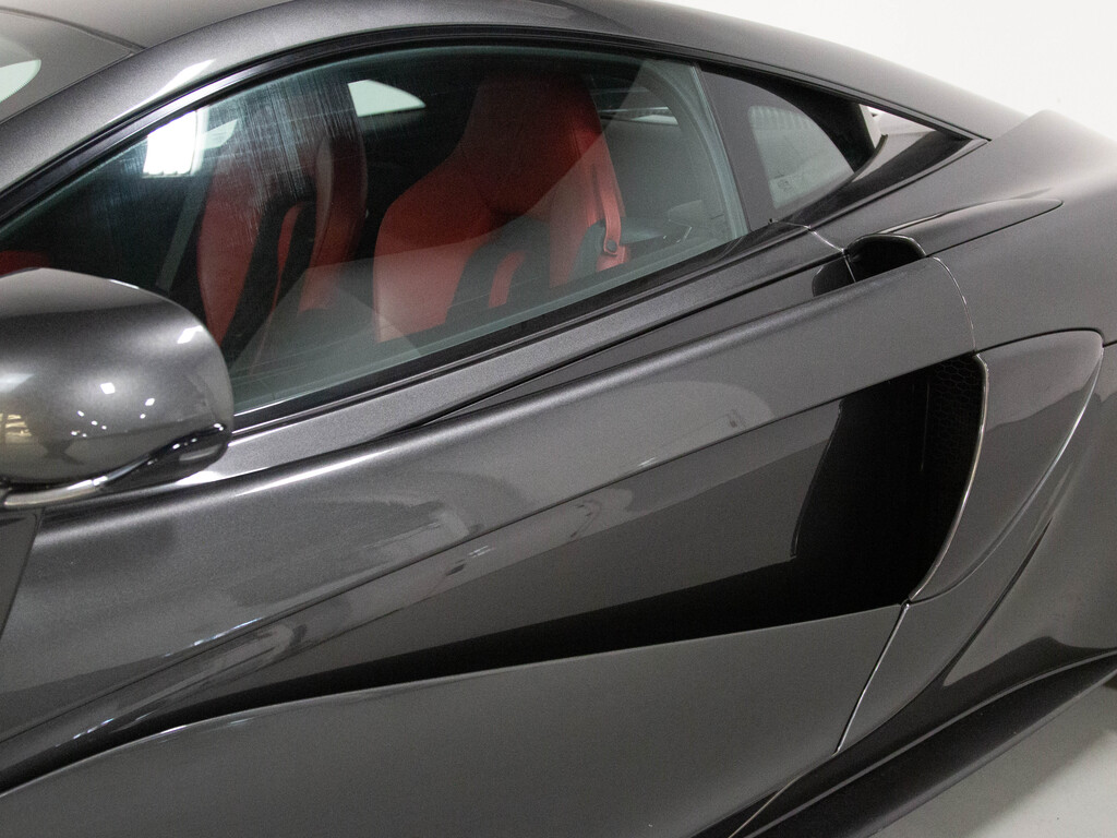 2017 Mclaren 570S COUPE   BOWERS  WILKINS   CARBON   RED INTERIOR, Toronto, Cash