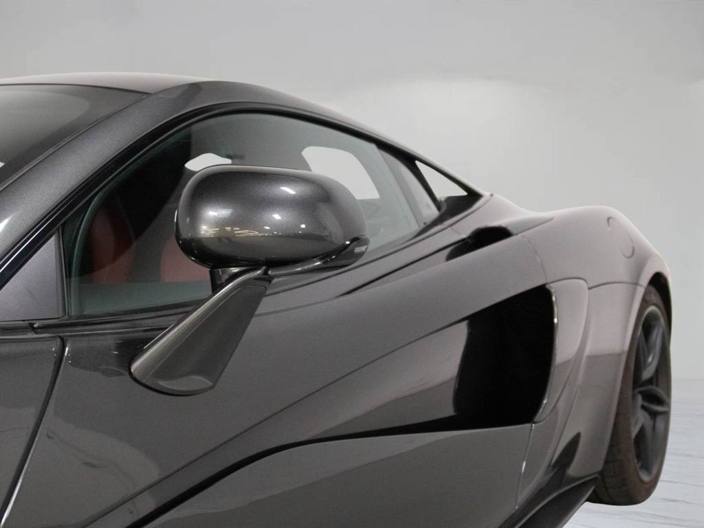 2017 Mclaren 570S COUPE   BOWERS  WILKINS   CARBON   RED INTERIOR, Toronto, Cash