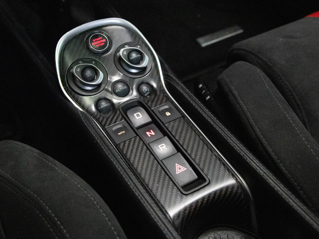 2017 Mclaren 570S COUPE   BOWERS  WILKINS   CARBON   RED INTERIOR, Toronto, Cash
