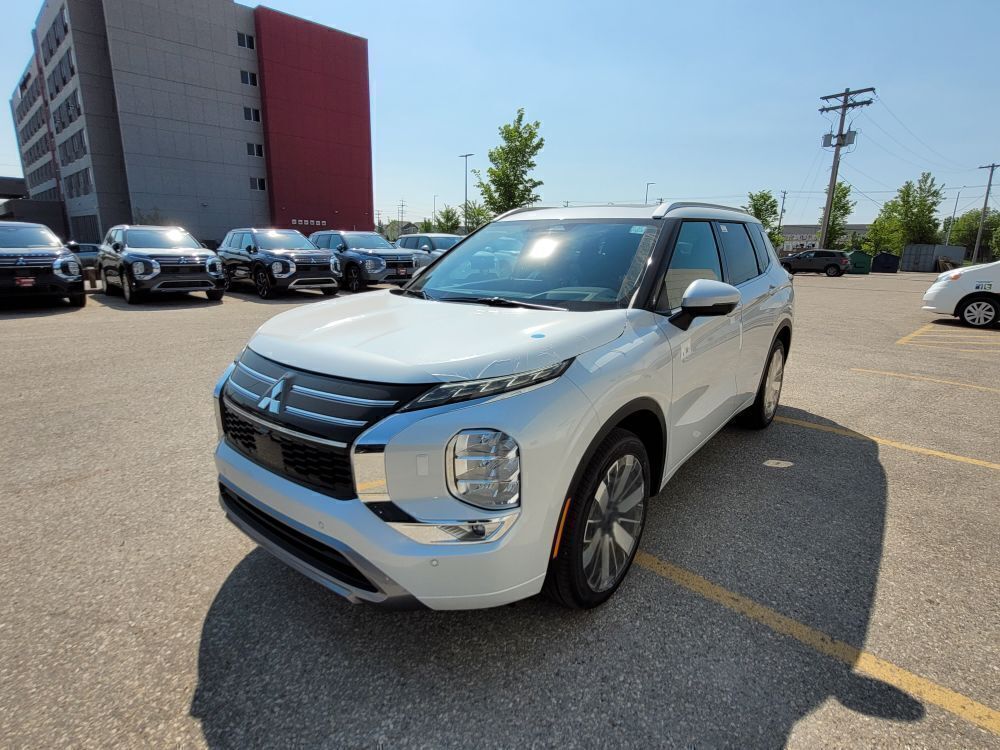 2025 Mitsubishi Outlander