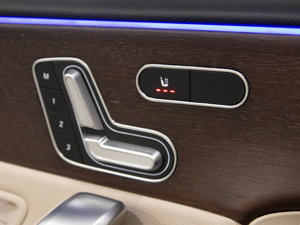 2020 Mercedes-Benz A 220 4MATIC, 多伦多, 全款车