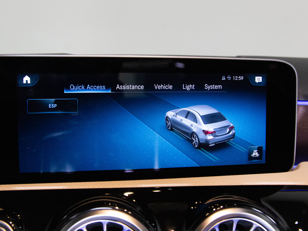 2020 Mercedes-Benz A 220 4MATIC, 多伦多, 全款车