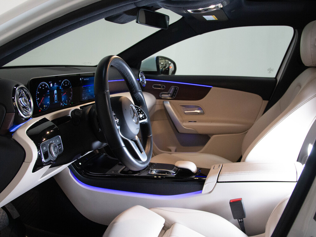 2020 Mercedes-Benz A 220 4MATIC, 多伦多, 全款车