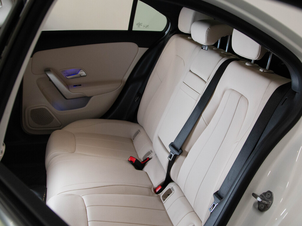 2020 Mercedes-Benz A 220 4MATIC, 多伦多, 全款车