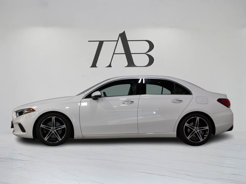 2020 Mercedes-Benz A 220 4MATIC, 多伦多, 全款车