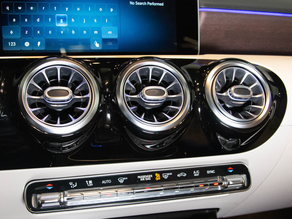 2020 Mercedes-Benz A 220 4MATIC, 多伦多, 全款车