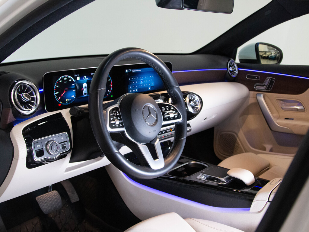 2020 Mercedes-Benz A 220 4MATIC, 多伦多, 全款车