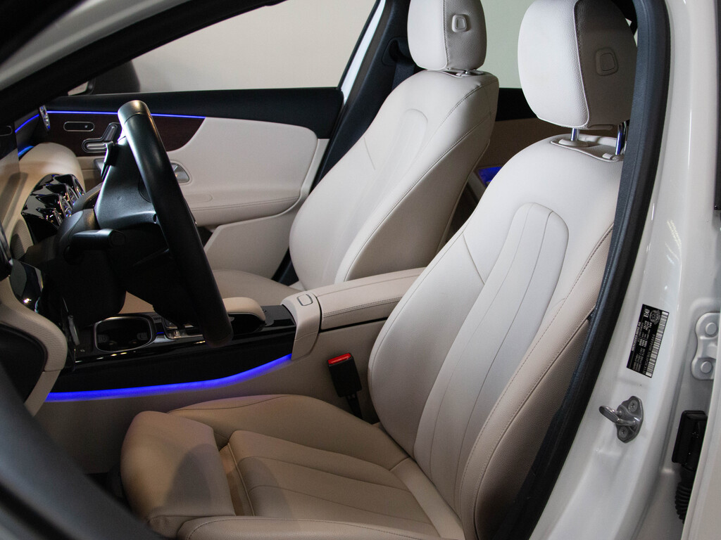 2020 Mercedes-Benz A 220 4MATIC, 多伦多, 全款车