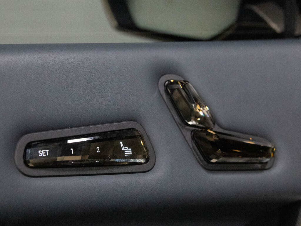 2023 BMW iX M60, 多伦多, 全款车