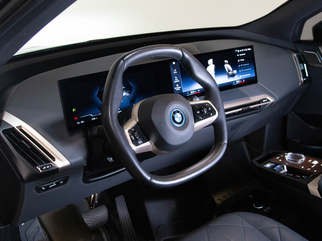 2023 BMW iX M60, 多伦多, 全款车