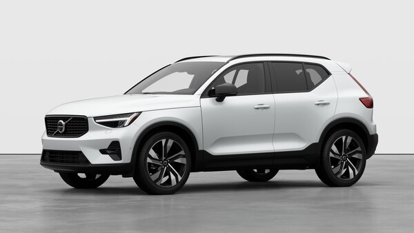 2026 Volvo XC40